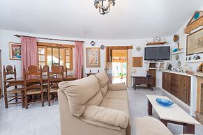 Hibiscus - Villa With Private Pool In Crestatx