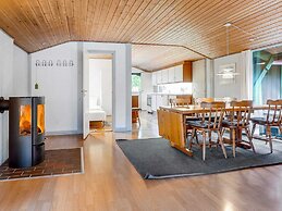 6 Person Holiday Home in Albaek