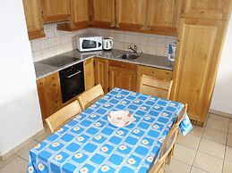 Cosy Apartment With Balcony