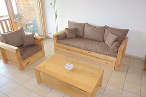 Cosy Apartment With Balcony