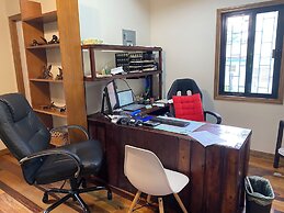 TMT Legacy Cabin