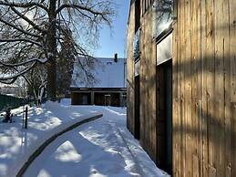 Cerny Dul Kcmv115 Comfortable Holiday Residence