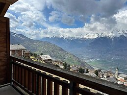 Pleasant Apartment With Balcony
