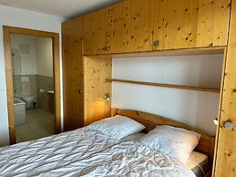 Pleasant Apartment With Balcony