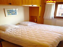 Gorgeous Apartment With Patio in Hills