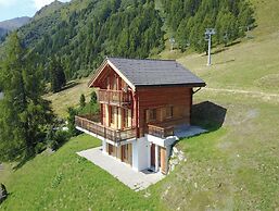Chalet in the Heart of the Mountains