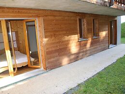 Authentic Apartment With Mountain Views