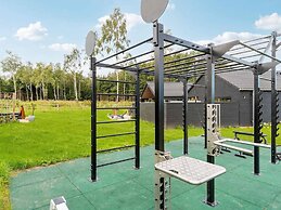 5 Star Holiday Home in Dronningmolle