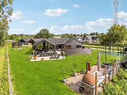 5 Star Holiday Home in Dronningmolle