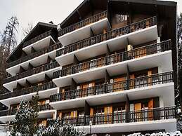 Radiant Apartment Facing Hills