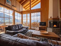 Christoph Standing & Calm Chalet 10 Pers