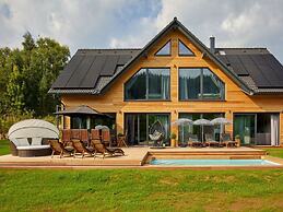 Welcoming Villa With Amenities