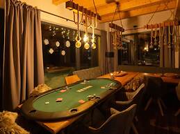 Welcoming Villa With Amenities