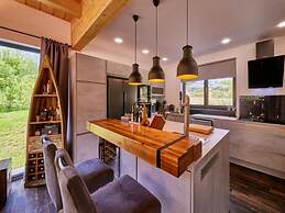 Welcoming Villa With Amenities