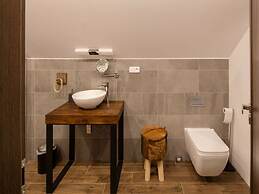 Welcoming Villa With Amenities