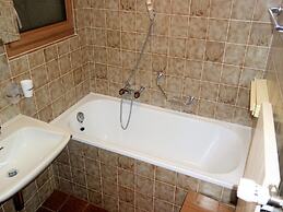 Modern Apartment With Views