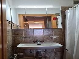 Modern Apartment With Views