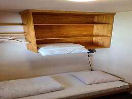 Modern Apartment With Views