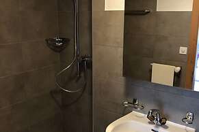 Apartment in the Heart of Valley