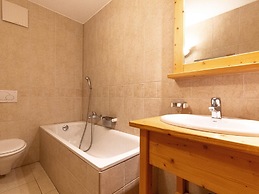 Nice Apartment With Valley View