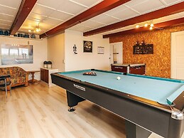 16 Person Holiday Home in Vestervig