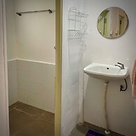 Ozone Beach House & Rooms