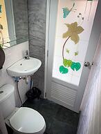 Ozone Beach House & Rooms