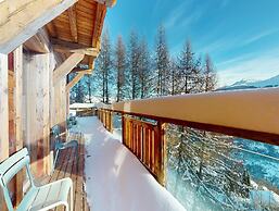 Cosy Chalet in Vex With Balcony