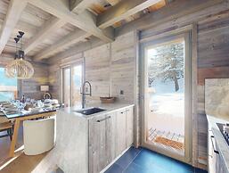 Cosy Chalet in Vex With Balcony
