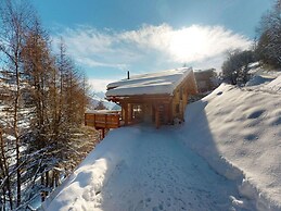 Cosy Chalet in Vex With Balcony