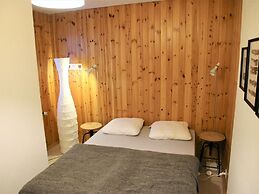 Friendly Apartment With Mountain Views