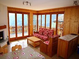 Cozy Apartment With Rhone Valley View