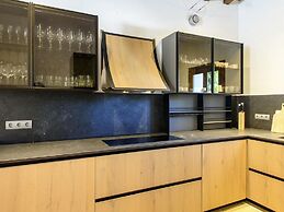 Traditional Villa With Garden