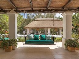 Traditional Villa With Garden