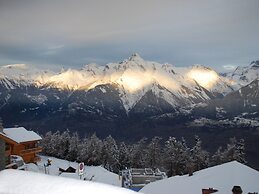 Apartment With Panoramic Views