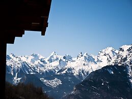 Apartment With Panoramic Views
