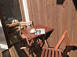 Spacious Apartment With Easy Connectivity