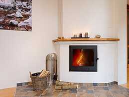 Spacious Apartment With Easy Connectivity