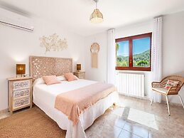 Attractive Villa With Private Pool