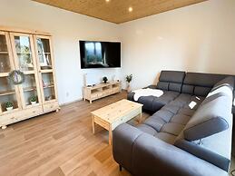 Spacious Villa With Swimming Pool