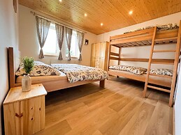 Spacious Villa With Swimming Pool