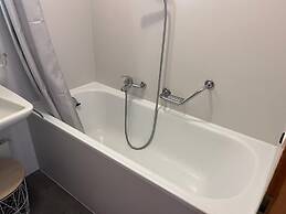 Charming Apartment With Bright Rooms