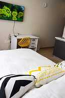 Lux Suites Indesign Park Apartments