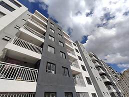 Lux Suites Indesign Park Apartments