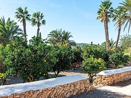 Impressive Farmhouse With Pool