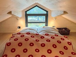 6 Person Holiday Home in Tjorhom