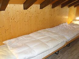 Apartment With Breathtaking Hill View