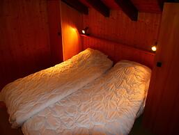 Peaceful Apartment With Amenities