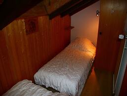 Peaceful Apartment With Amenities