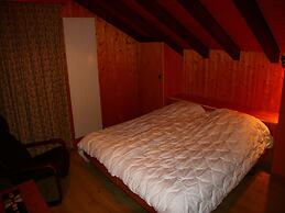 Peaceful Apartment With Amenities